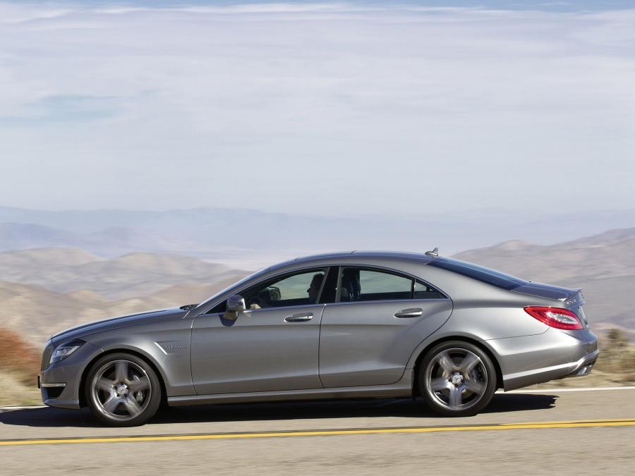  Mercedes-Benz CLS63 AMG 2010 года  (US) (фото 46 из 77)